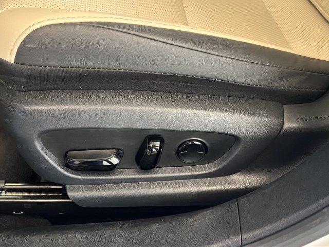 Used 2024 Lexus ES 300h w/ Premium Package FWD image 28