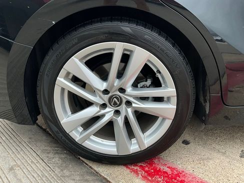 Used 2023 Lexus IS 300 w/ Comfort Package image 9