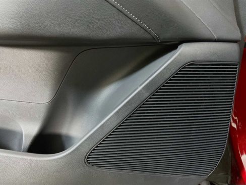 Used 2025 Nissan Murano SL image 17