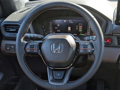 Used 2026 Honda Pilot TrailSport image 21
