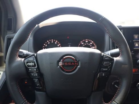 Certified 2025 Nissan Frontier PRO-4X w/ Interior Protection Package AWD/4WD image 17