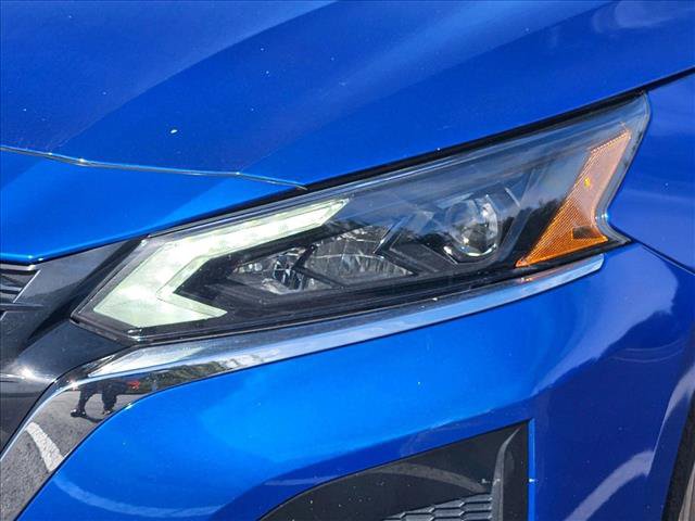 Used 2025 Nissan Altima 2.5 SV FWD image 2