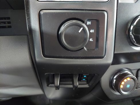 Used 2021 Ford F350 XLT w/ XLT Value Package image 28