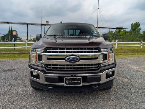 Used 2018 Ford F150 XLT w/ Equipment Group 302A Luxury AWD/4WD image 2