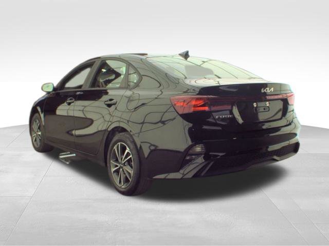 Used 2024 Kia Forte LXS FWD image 6