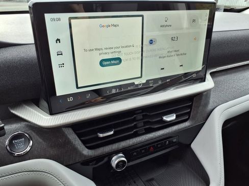 New 2025 Ford Explorer Platinum w/ Ultimate Package image 13