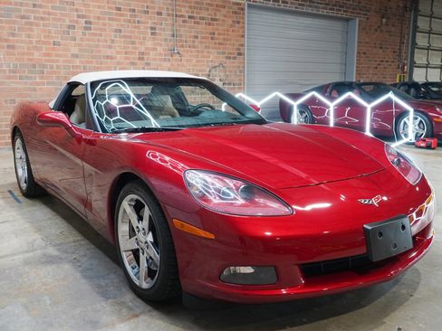 Used 2008 Chevrolet Corvette Convertible RWD image 3