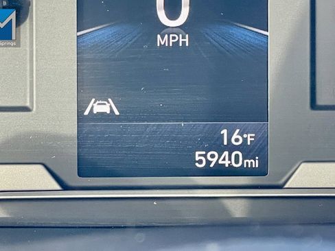 Used 2024 Hyundai Santa Cruz SEL image 3