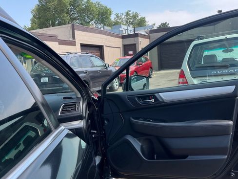 Used 2016 Subaru Outback 2.5i Premium AWD/4WD image 11