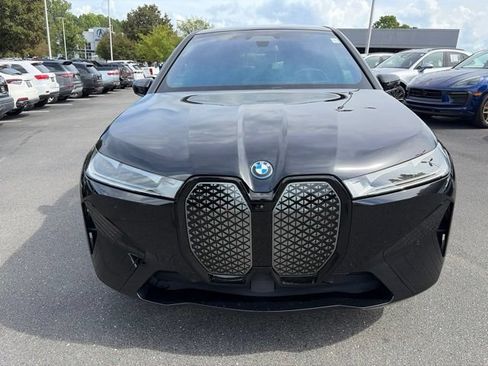 Used 2024 BMW iX xDrive50 w/ Premium Package AWD/4WD image 2