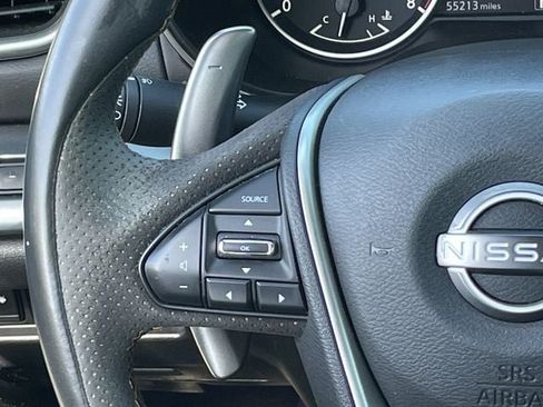 Used 2023 Nissan Maxima SR w/ Sport Mat Group FWD image 13