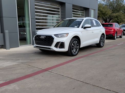 Used 2023 Audi Q5 2.0T Premium Plus w/ Premium Plus Package image 5