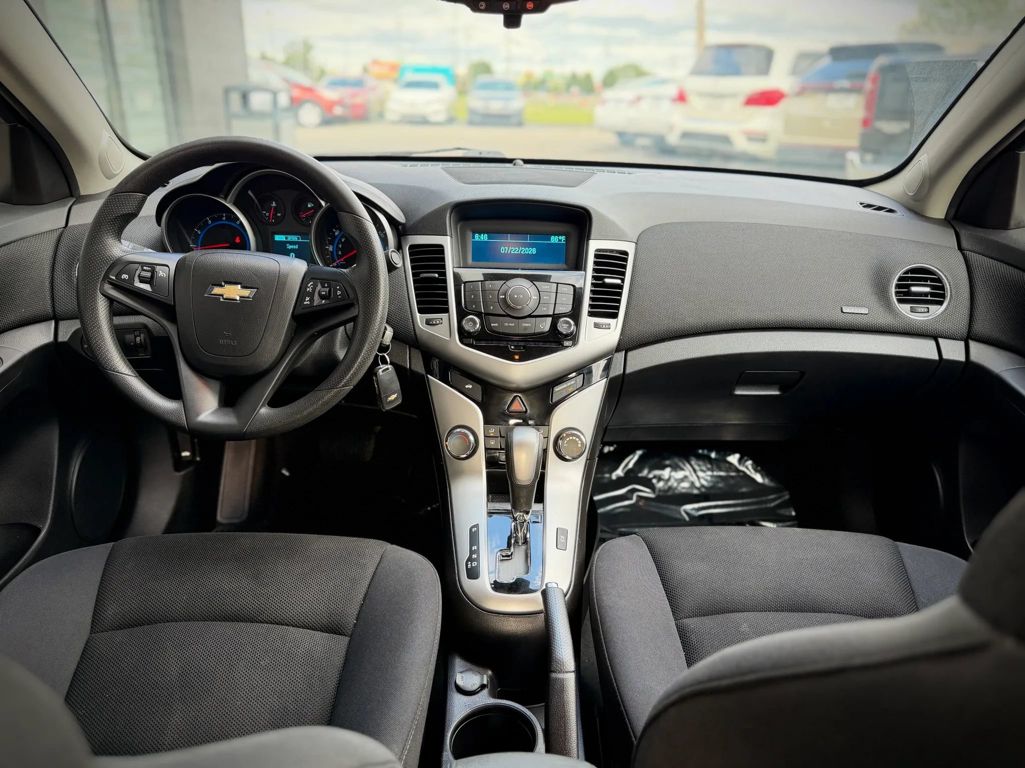 Used 2016 Chevrolet Cruze LT FWD image 8
