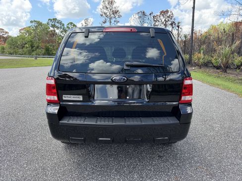 Used 2008 Ford Escape XLS FWD image 4