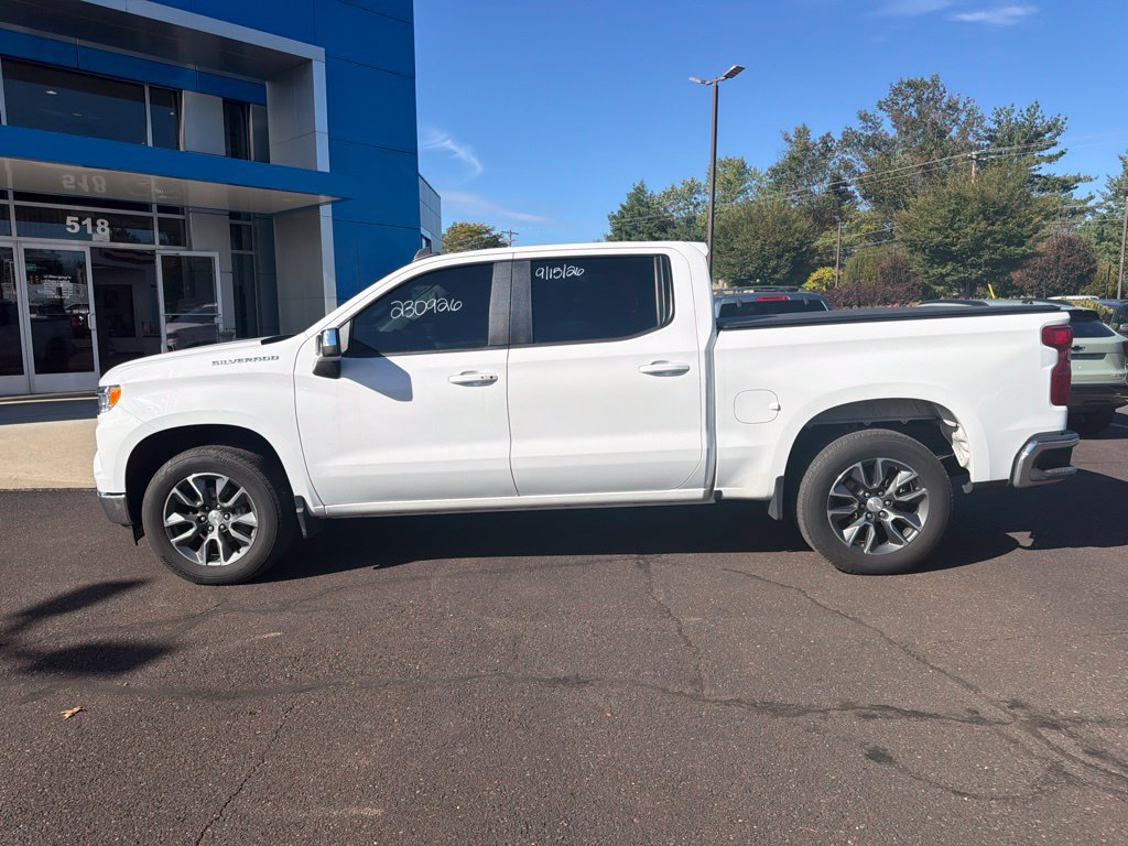 Certified 2023 Chevrolet Silverado 1500 LT AWD/4WD image 5