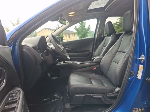 Used 2020 Honda HR-V EX-L image 13