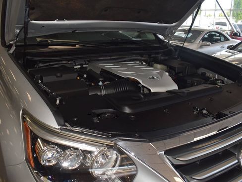 Used 2014 Lexus GX 460 AWD/4WD image 36