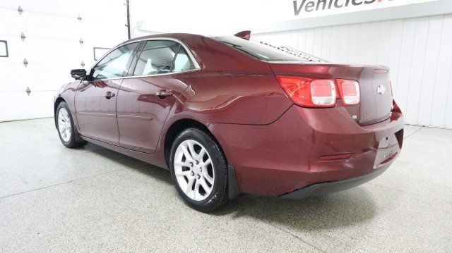Used 2015 Chevrolet Malibu LT w/ Power Convenience Package FWD image 3