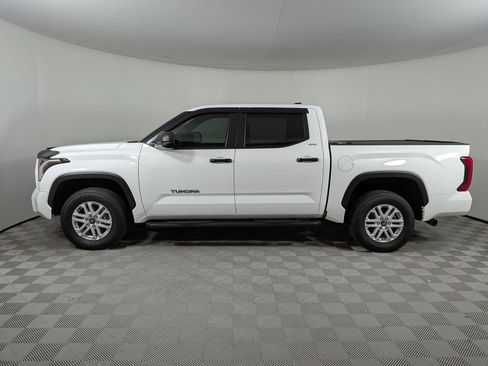 Used 2025 Toyota Tundra SR5 AWD/4WD image 6