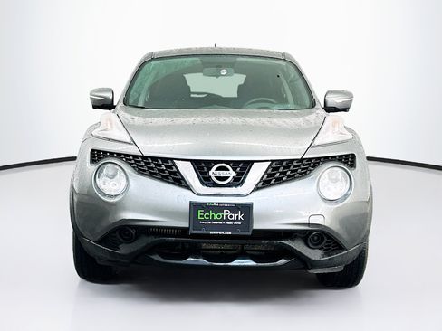 Used 2017 Nissan Juke SV w/ Technology Package AWD/4WD image 2