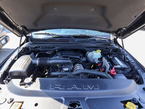 Used 2019 RAM 1500 Big Horn image 40