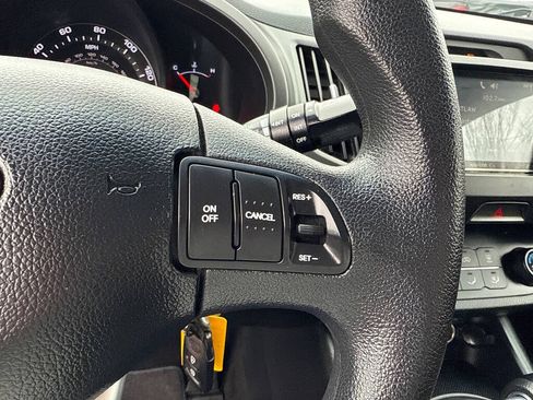 Used 2011 Kia Sportage LX w/ Navigation Pkg image 27