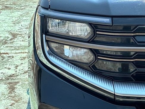 Used 2025 Ford Expedition Max King Ranch AWD/4WD image 9