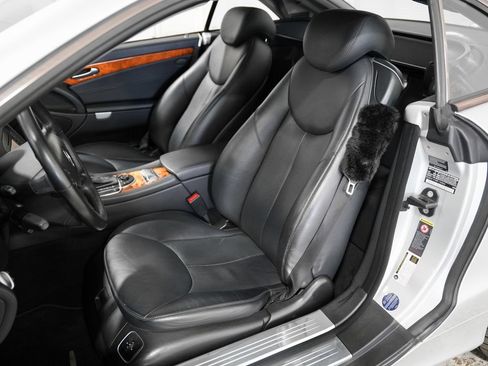 Used 2008 Mercedes-Benz SL 550 image 10