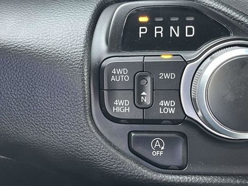 Used 2023 RAM 1500 Big Horn image 32