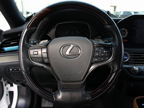 Used 2021 Lexus LS 500h image 12
