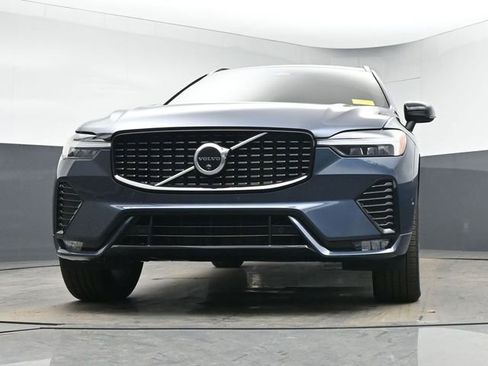 Used 2025 Volvo XC60 B5 Plus w/ Protection Package Premier image 35