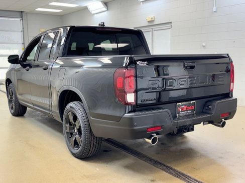 New 2026 Honda Ridgeline Black Edition image 7