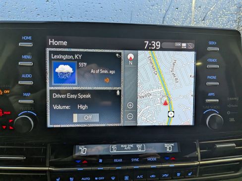 Certified 2023 Toyota Sienna Platinum image 20