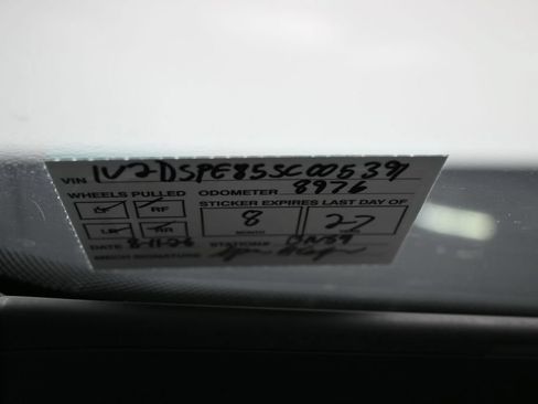 Used 2025 Volkswagen ID.4 Pro AWD/4WD image 10