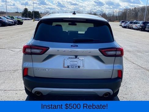 Used 2023 Ford Escape Platinum image 5