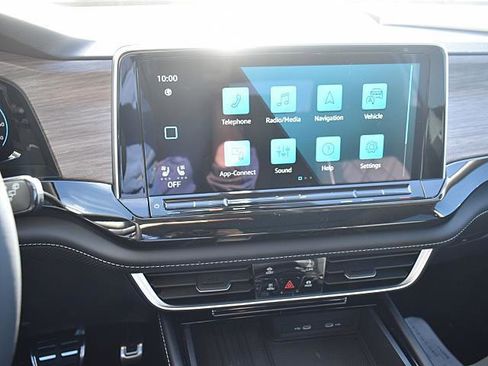 New 2026 Volkswagen Atlas SEL Premium R-Line image 12