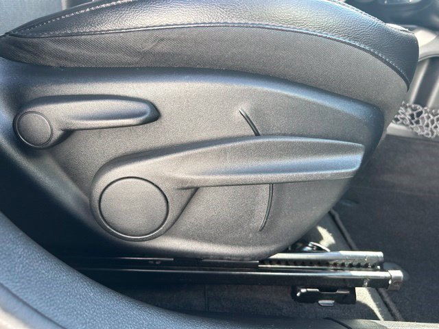 Used 2018 Jeep Compass Latitude FWD image 47