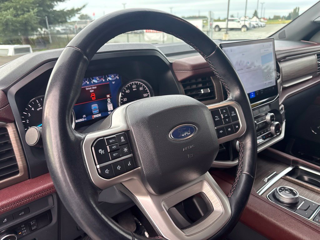 Used 2024 Ford Expedition Limited AWD/4WD image 14