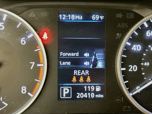 Used 2023 Nissan Sentra S FWD image 19