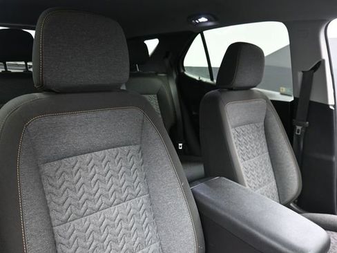 Used 2023 Chevrolet Equinox LT image 27