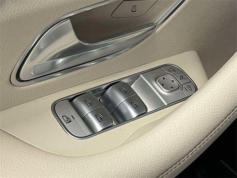 Certified 2022 Mercedes-Benz GLE 350 4MATIC image 16