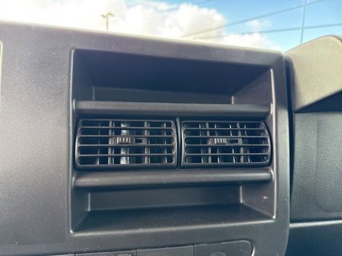 Used 2024 Chevrolet Express 2500 w/ Driver Convenience Package image 33