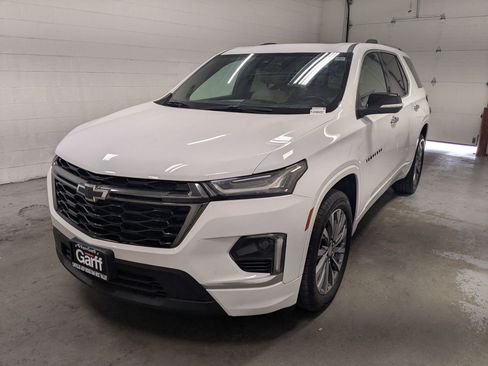 Used 2023 Chevrolet Traverse Premier w/ LPO, Floor Liner Package AWD/4WD image 12