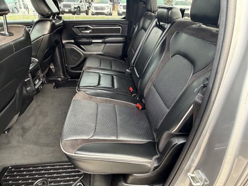 Used 2024 RAM 1500 Laramie image 28