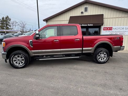 Used 2019 Ford F250 King Ranch w/ Chrome Package image 2