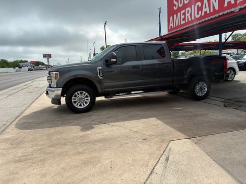 Used 2019 Ford F250 XL w/ STX Appearance Package AWD/4WD image 16