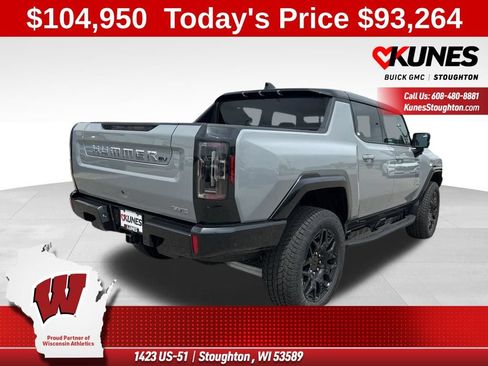 New 2025 GMC Hummer EV 2X w/ LPO, Dark Essentials Package AWD/4WD image 17