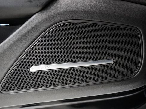 Used 2017 Audi A8 L 4.0T w/ Driver Assistance Package image 28