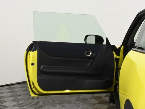 Used 2025 MINI Cooper S image 30