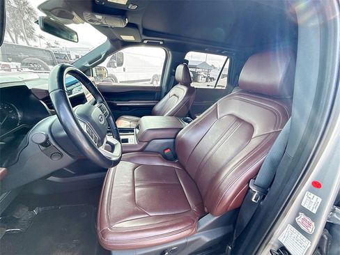 Used 2022 Ford Expedition Max Limited image 23